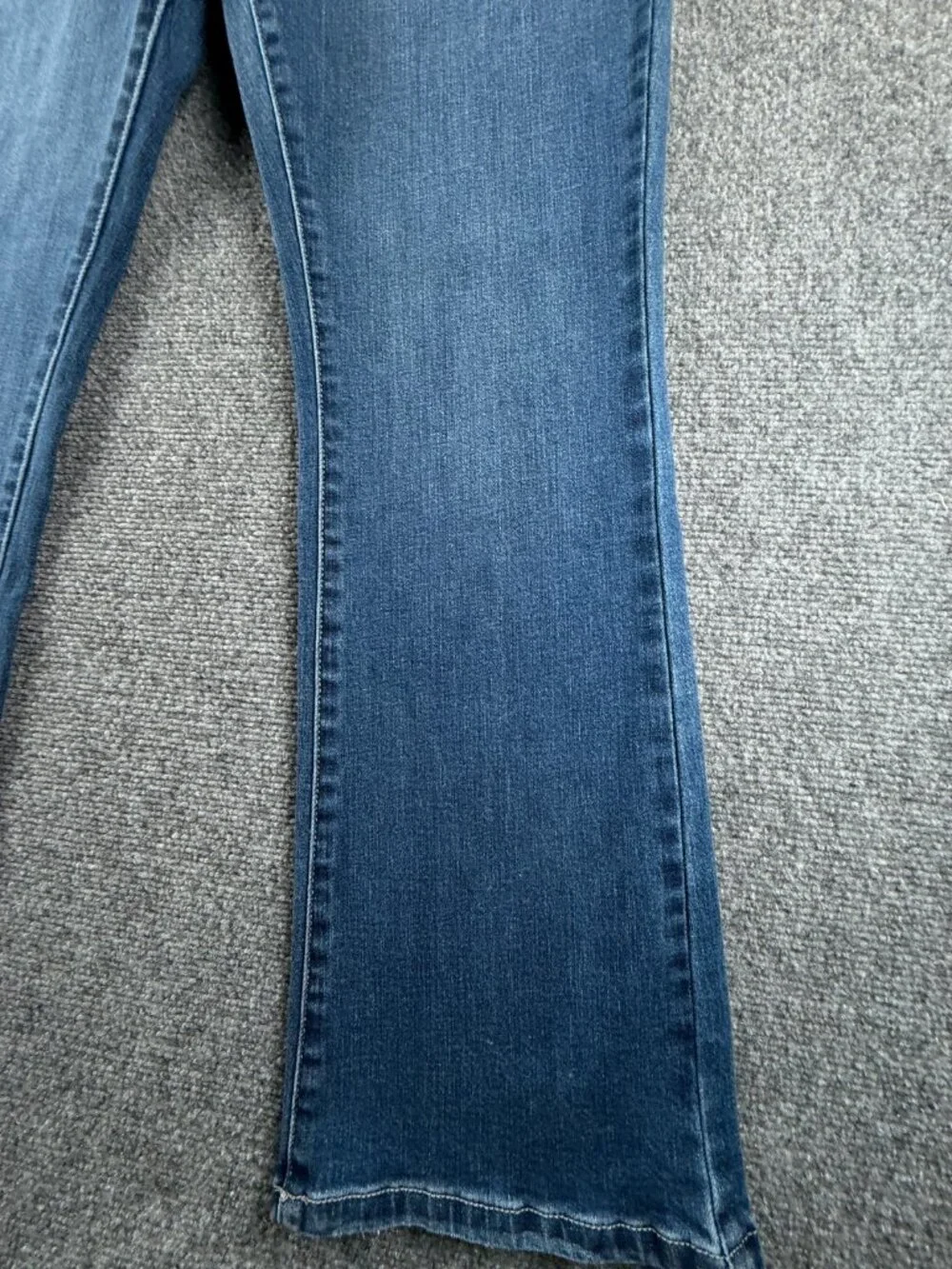 NWT Kancan Jeans Blue Denim Stretch 12 Bootcut Curvy Cotton Blend ACTL 32X29